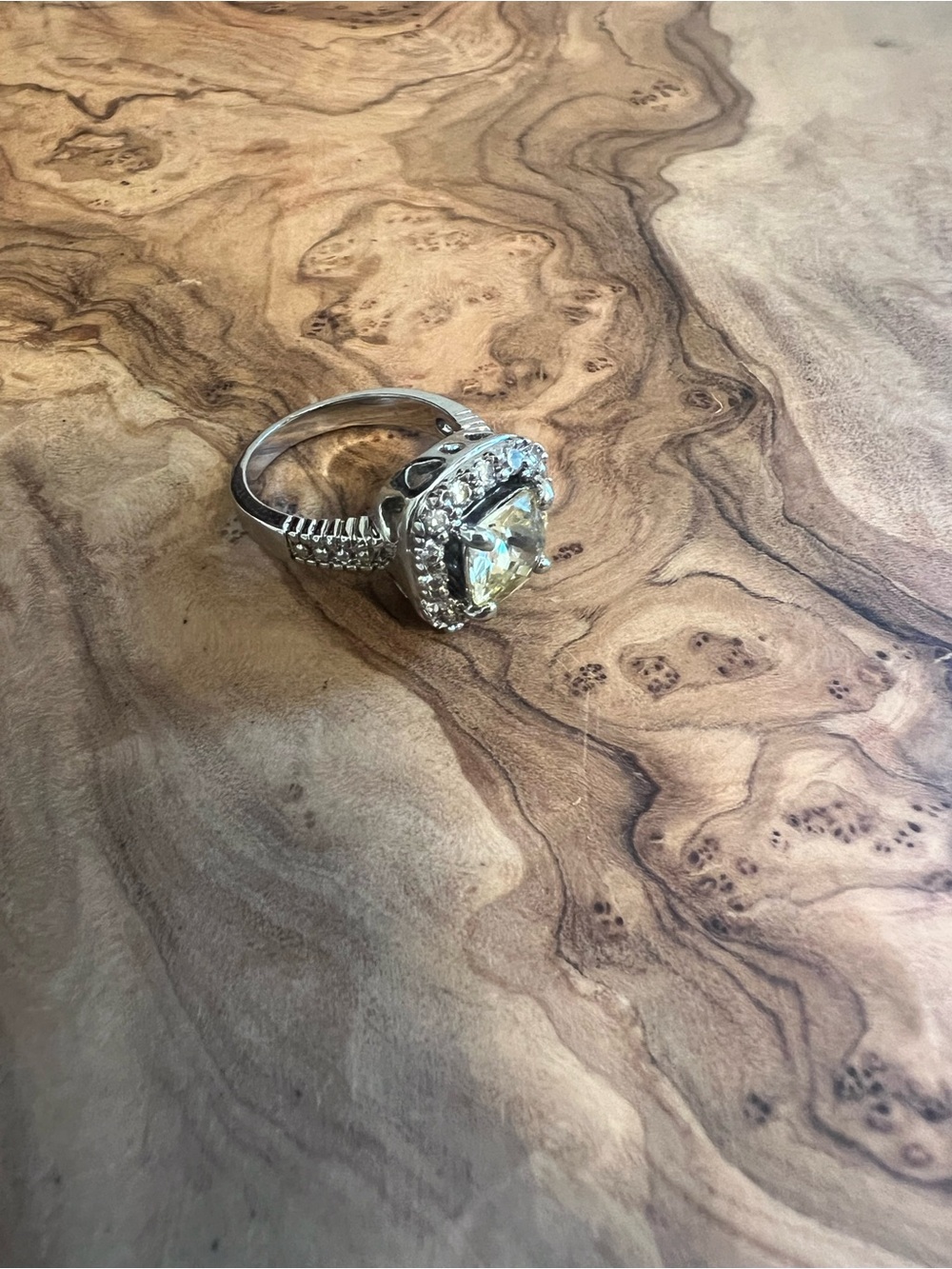 Silver Toned Yellow Cubic Zirconia Halo Ring in White unmarked size 6.5